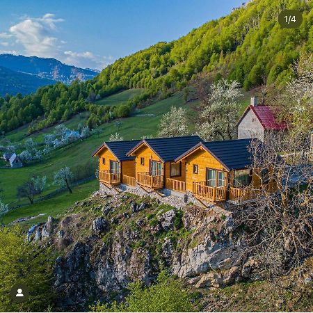 Bujtina Tradicionale Lepushe Exterior photo