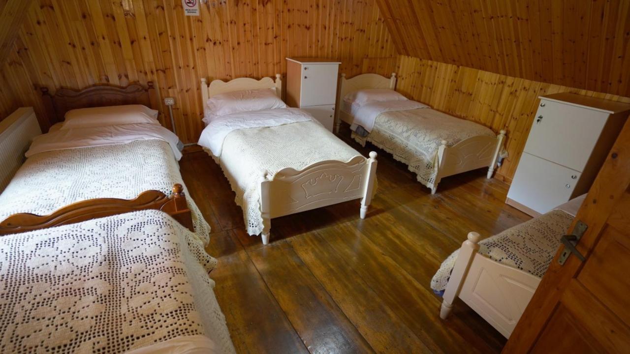 Bujtina Tradicionale Lepushe Exterior photo